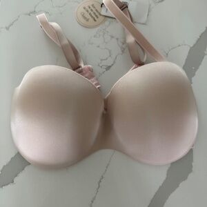 NEW Chantelle Bandeau Bra w/Removable Straps, in Color Beige/Nude, size 38C